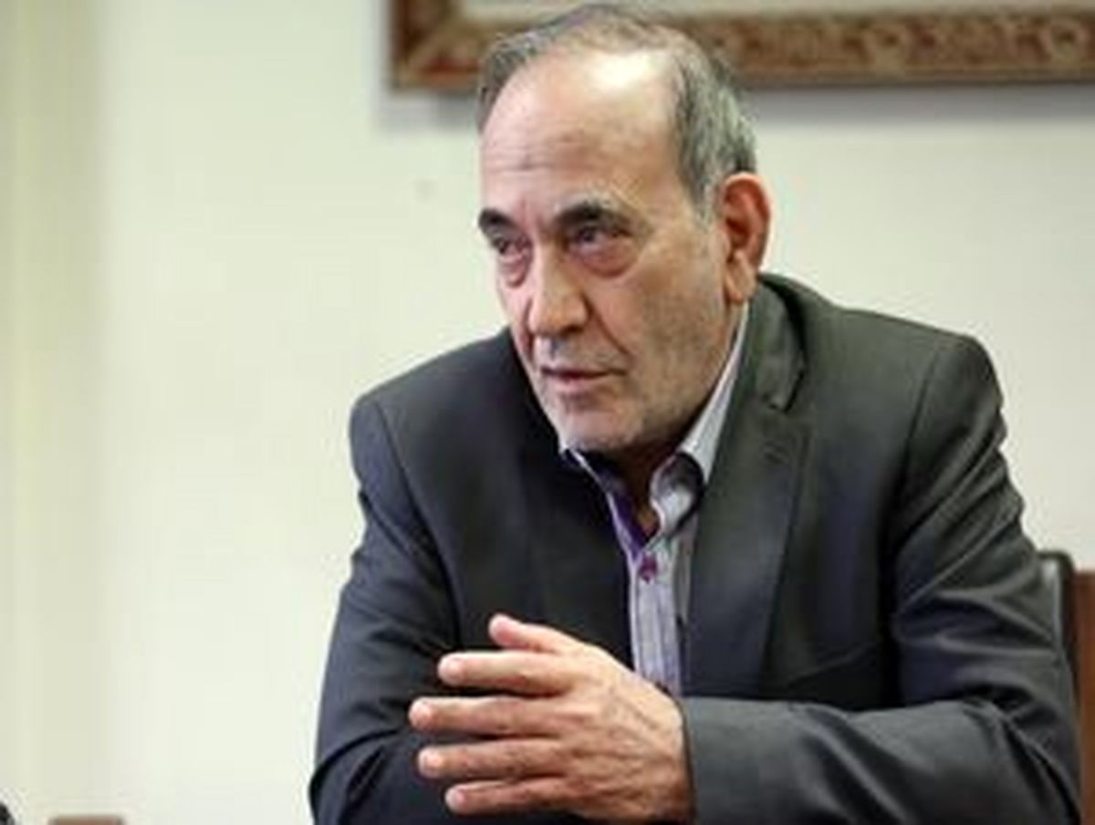 حاجی: باید تصمیماتی بگیریم که شاید به نفع اصلاح‌طلبان نباشد