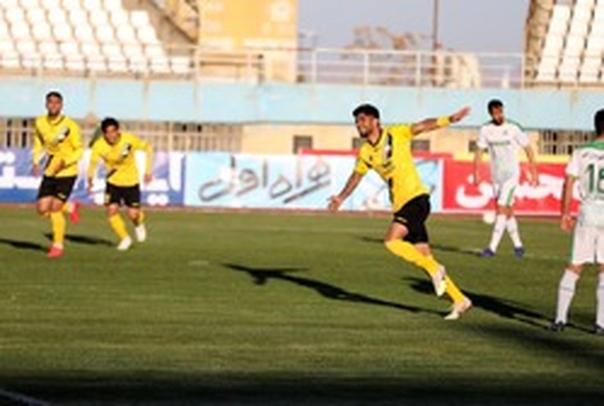 
ستاره سپاهان پیراهن پرسپولیس را به تن می‌کند؟