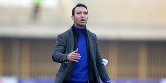 مقابل استقلال اخطار عجیب و غریبی گرفتم 