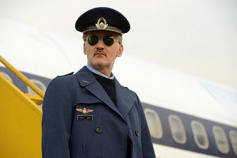 سورنا ستاری، با دیدن بازیگرِ نقش پدرش شوکه شد/ عکس