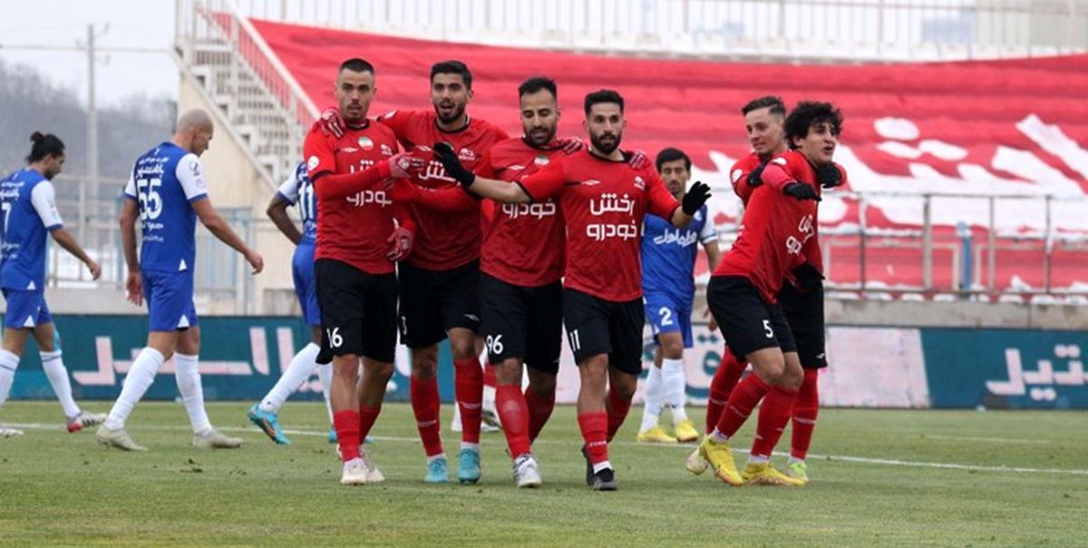 
ادامه غیبت مدافع جنجالی +عکس
