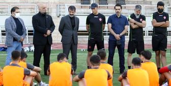 نمیدانم در پرسپولیس چه می گذرد