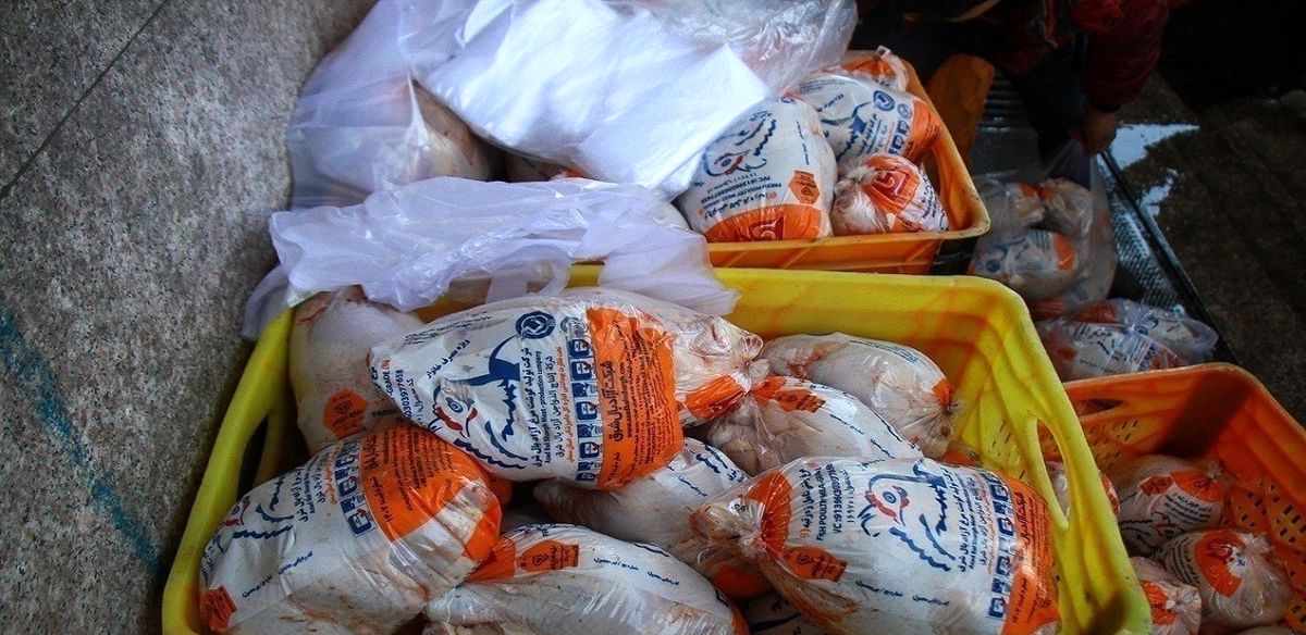 ذخایر مرغ به میزان کافی است

