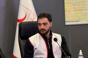 بازیگر سریال «شغال» در کنار امدادگران هلال احمر+ عکس
