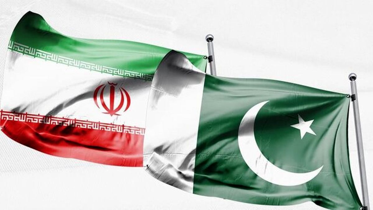 رئیسی با نخست‌وزیر پاکستان دیدار کرد