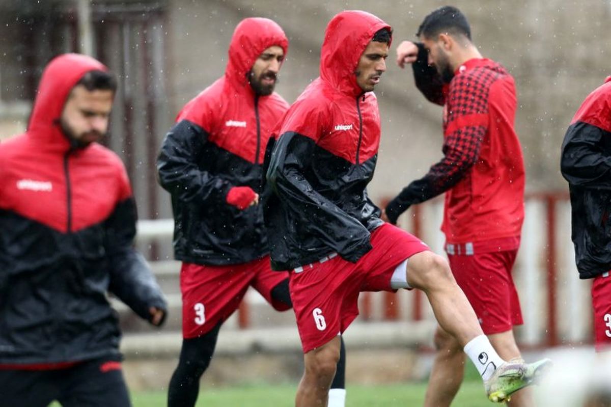اخبار فوری از پرسپولیس/ پرسپولیس راهی شد