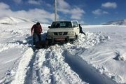 نجات جان مادر باردار در روستای صعب‌العبور قراجه شهرستان هریس+تصاویر