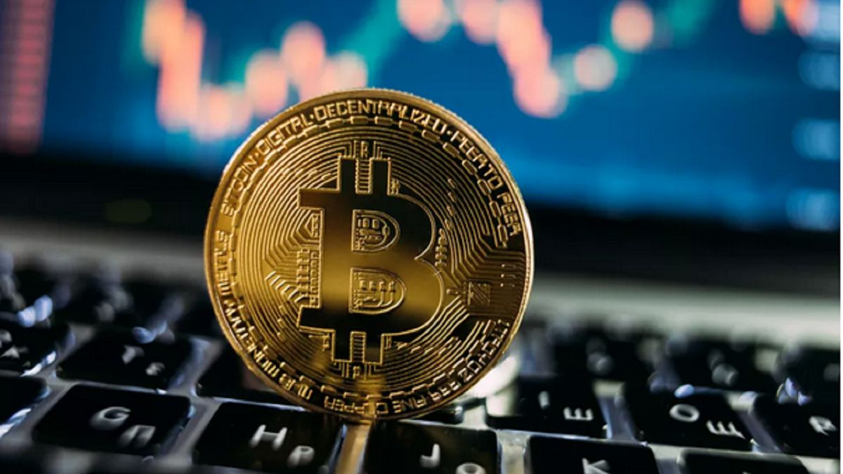 قیمت ارز‌های دیجیتالی در ۱۲ دی ماه؛ بیت کوین کانال ۴۷ هزار دلار را از دست داد