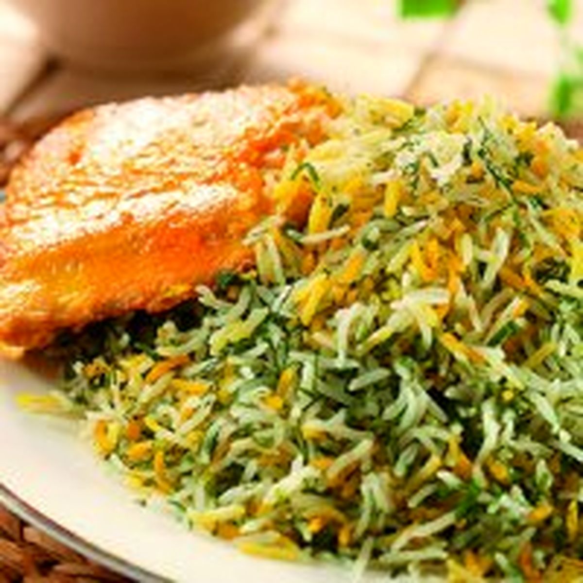 هرگز با ماهی ترشی نخورید
