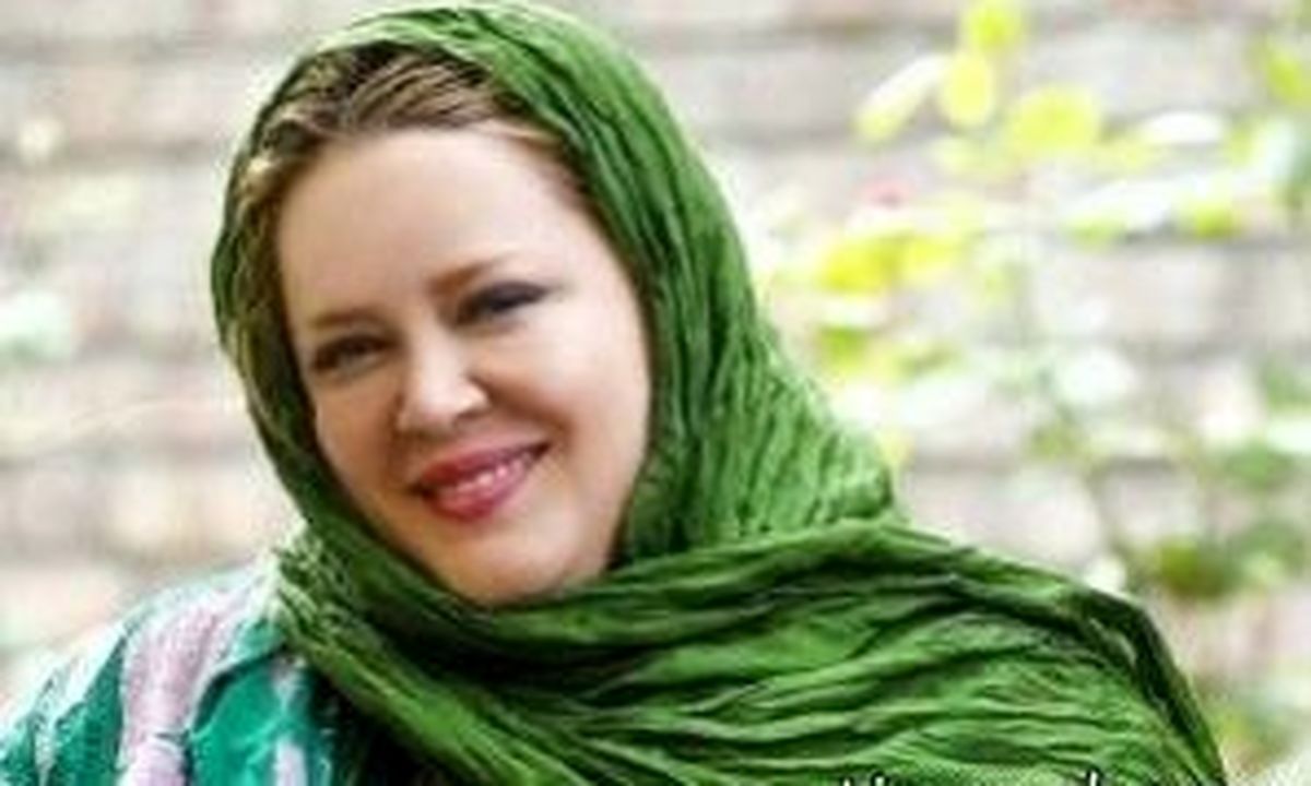 واکنش بهاره رهنما به حضور آزاده نامداری درمراسم ازدواجش!