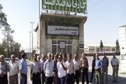 تجمع کارگران بیکار شده کارخانه قند فسا+ تصاویر