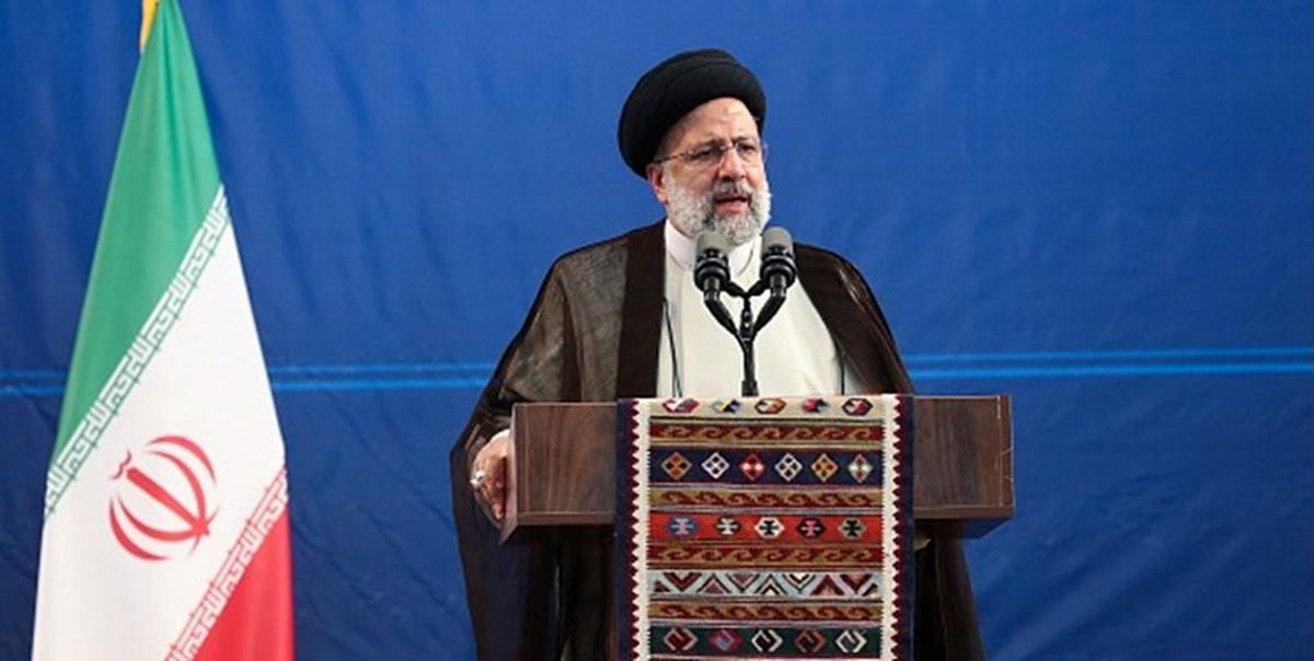 
تصویری جالب از حضور رئیس جمهور در اندیکا
