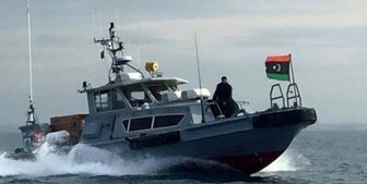 شلیک هوایی گارد ساحلی لیبی به قایق های ایتالیایی