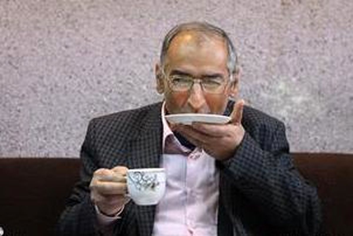 آقای زیبا کلام عمه اوباما دستور غارت اموال ایران را داد؟