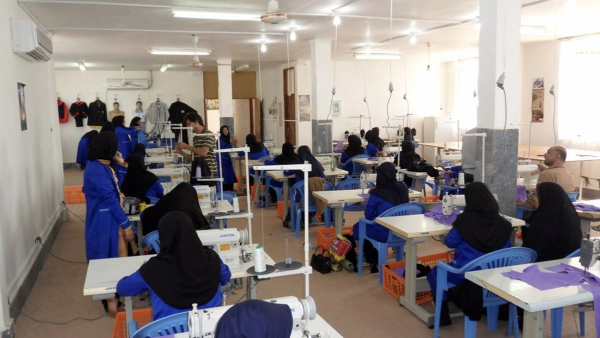 مراحل و نکات لازم جهت راه اندازی تولیدی پوشاک زنانه