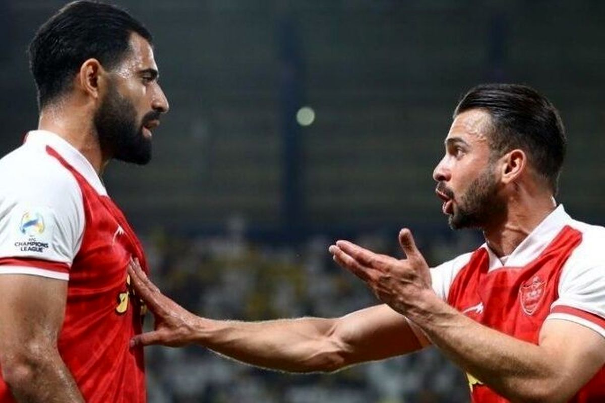 صدرنشینی گل‌گهر با شکست پرسپولیس/ ۶ بازی، ۴ باخت برای سرخپوشان!