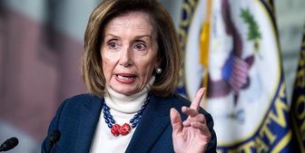 پلوسی: آمریکا از امروز هوای پاک نفس می‌کشد