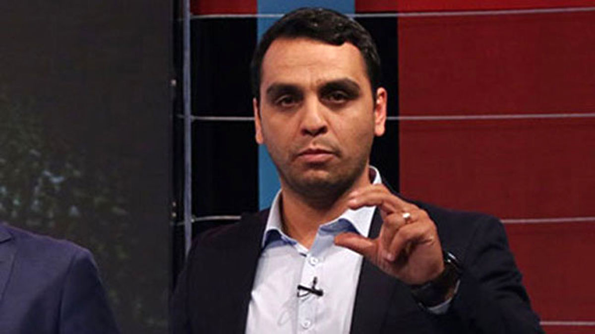 
ماجرای گوجه فرنگی جنجالی در بازی استقلال چه بود؟
