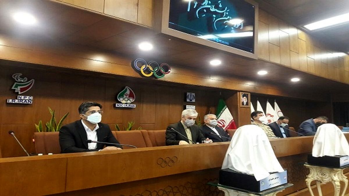  سردیس پیشکسوت بوکس با حضور وزیر ورزش رونمایی شد