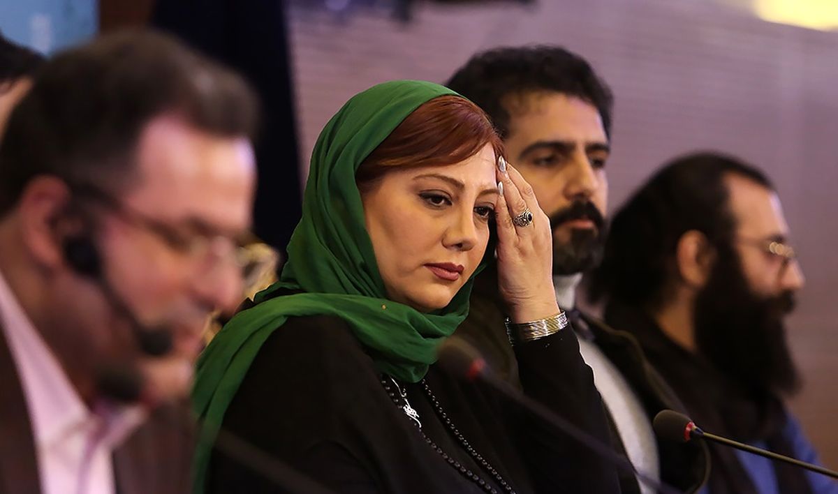 چادر گُل گُلی خانم بازیگر و دخترش/تصاویر