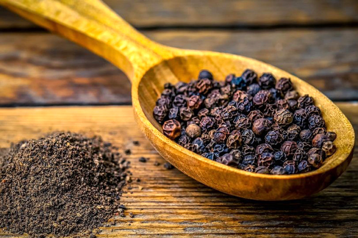 با خوردن این ادویه محبوب جوان می‌مانید