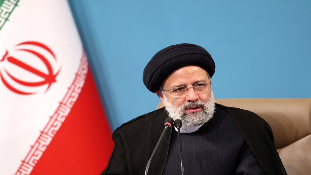 دولت از انتقادات استقبال می‌کند و انتظار دارد منتقدان راهکار ارائه دهند