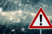لباس‌های زمستانی را جمع نکنید؛ سرما در راه است!