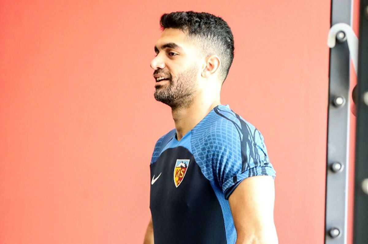 سد بزرگ مقابل استقلال در راه جذب علی کریمی
