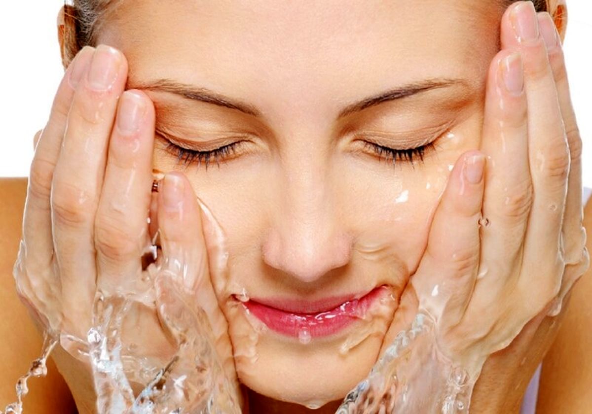 خواص اعجاب انگیز ماسک گوجه‌فرنگی برای داشتن پوستی زیبا