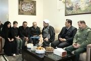 دلجویی امام جمعه کرمان از بازماندگان تشییع شهدای مقاومت