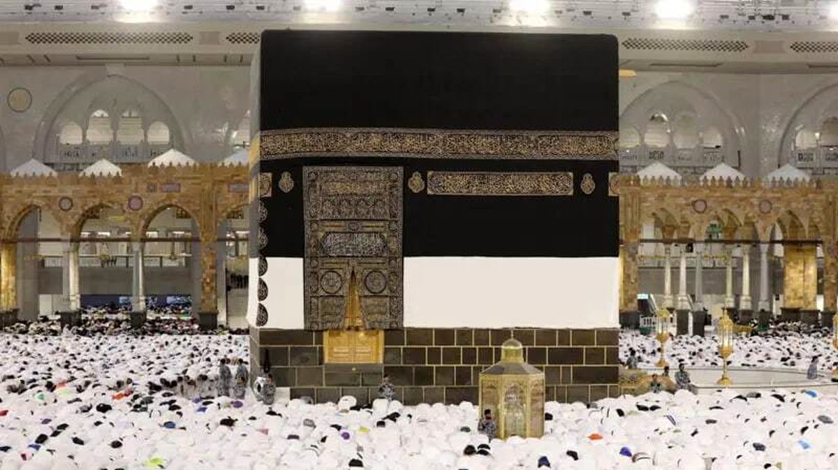 مقدس‌ترین نماد مسلمانان در خانه مجرم جنسی؟