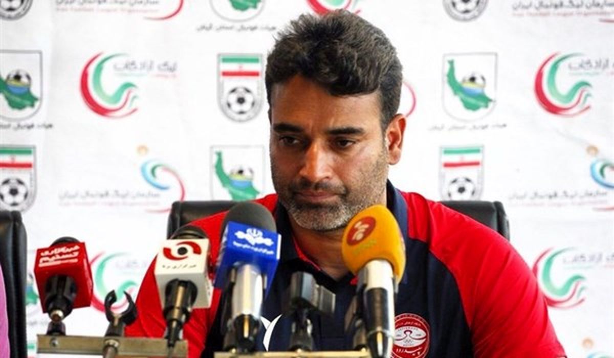سرمربی سپید رود استعفا کرد