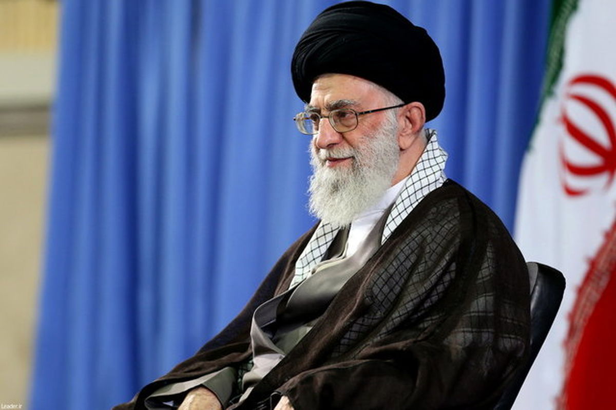 رهبر انقلاب: شهدای مدافع حرم، چهره درخشان اسلام را نشان می‌دهند