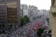 Putin uses tough tactics against protest challenge