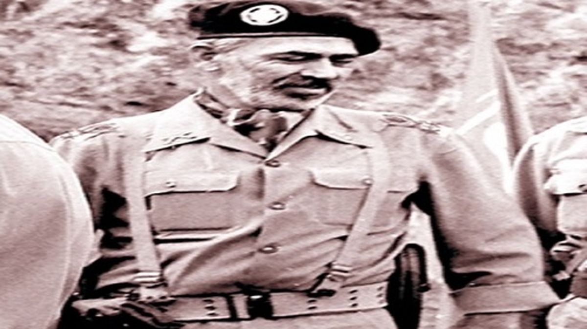 این چریک تا عمق خاک دشمن نفوذ کرد