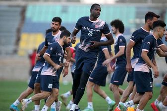 مهمان ویژه تمرین امروز پرسپولیس+عکس