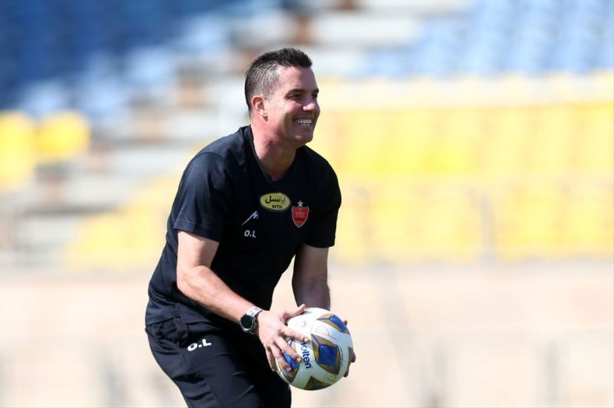 اوسمار به باشگاه پرسپولیس دستور داد