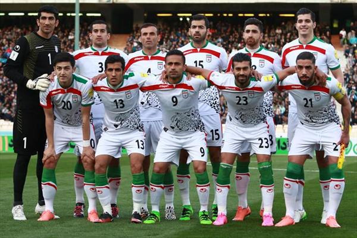 دیدار ملی پوشان فوتبال با حسن روحانی+عکس