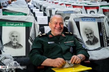 تجلیل از یک میلیون پیشکسوت دفاع مقدس/گزارش تصویری