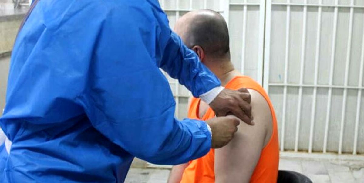 تمام مددجویان قزلحصار و رجایی شهر واکسن کرونا تزریق کردند
