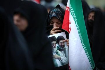 تصاویر مجلس یادبود شهدای خانوادهٔ امام شهید و رهبر معظم انقلاب اسلامی