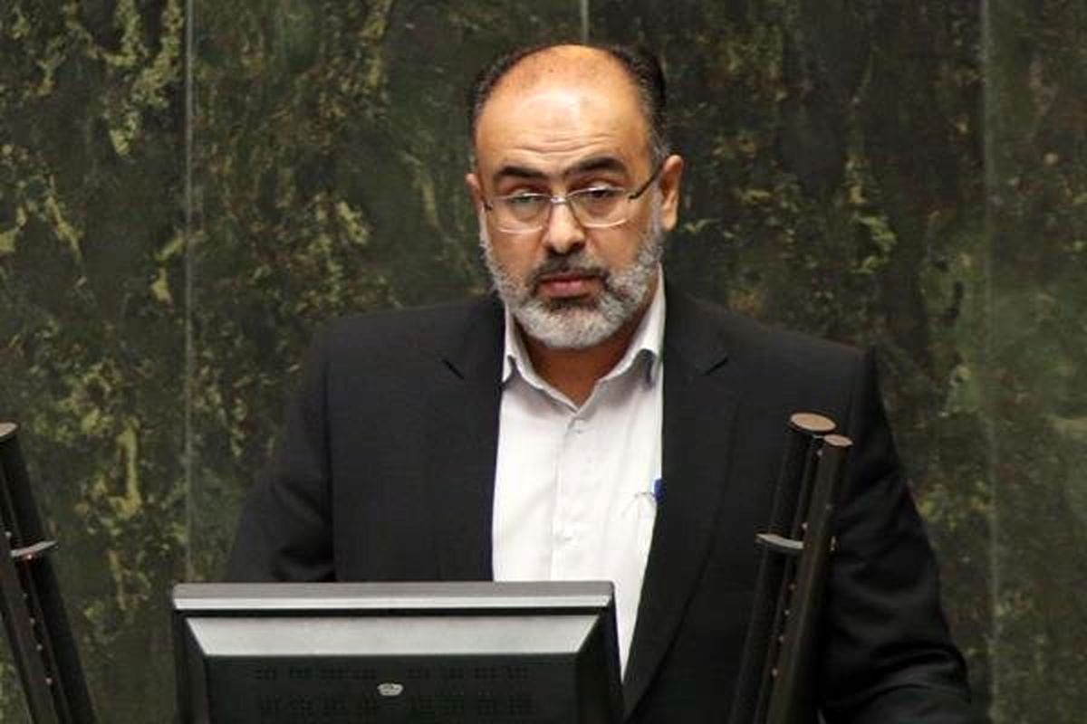 واکسیناسیون دانش‌آموزان؛  شرط حداقلی بازگشایی مدارس