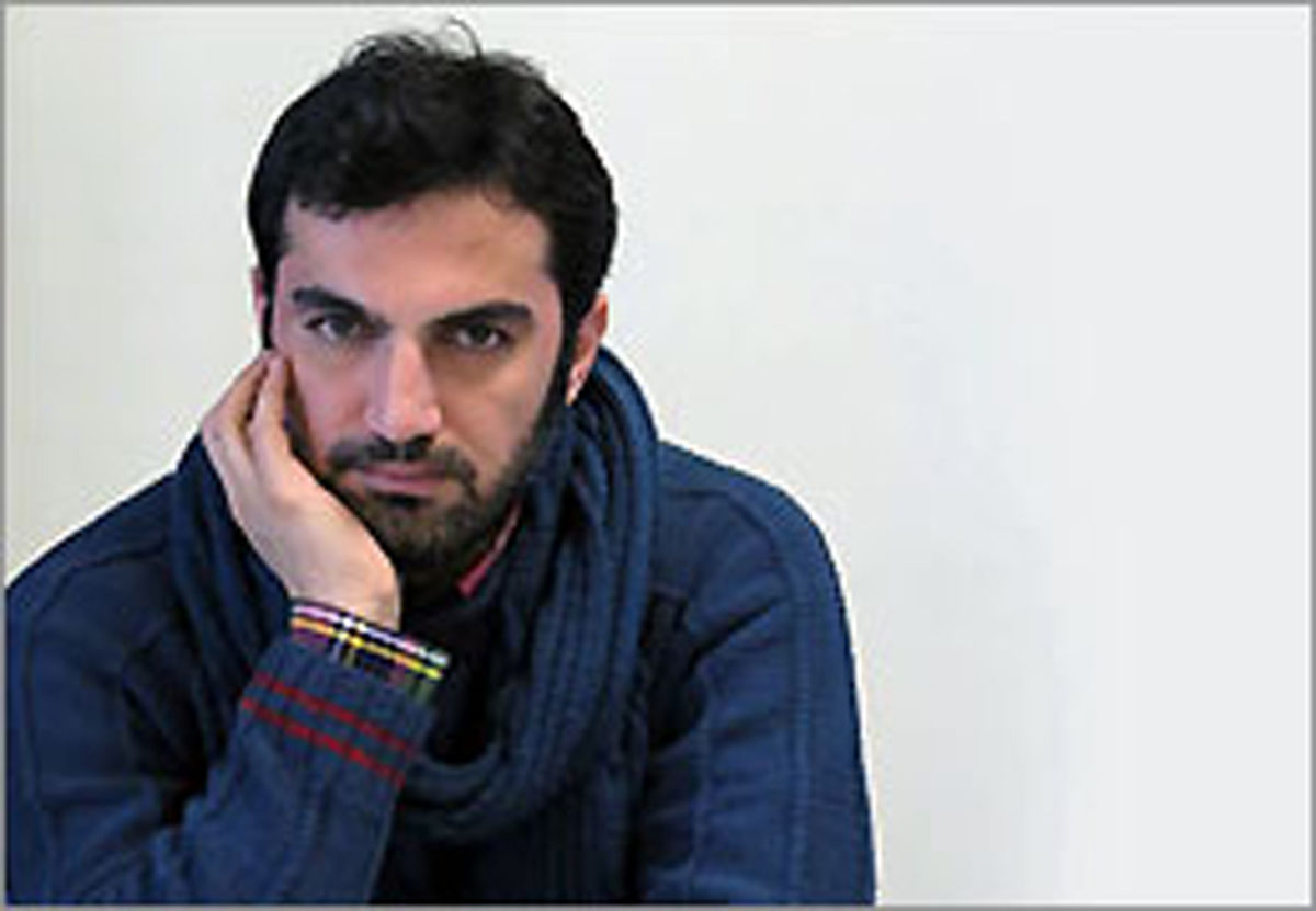 قدم زدن های کوروش سلیمانی در کوچه های دربند/ عکس
