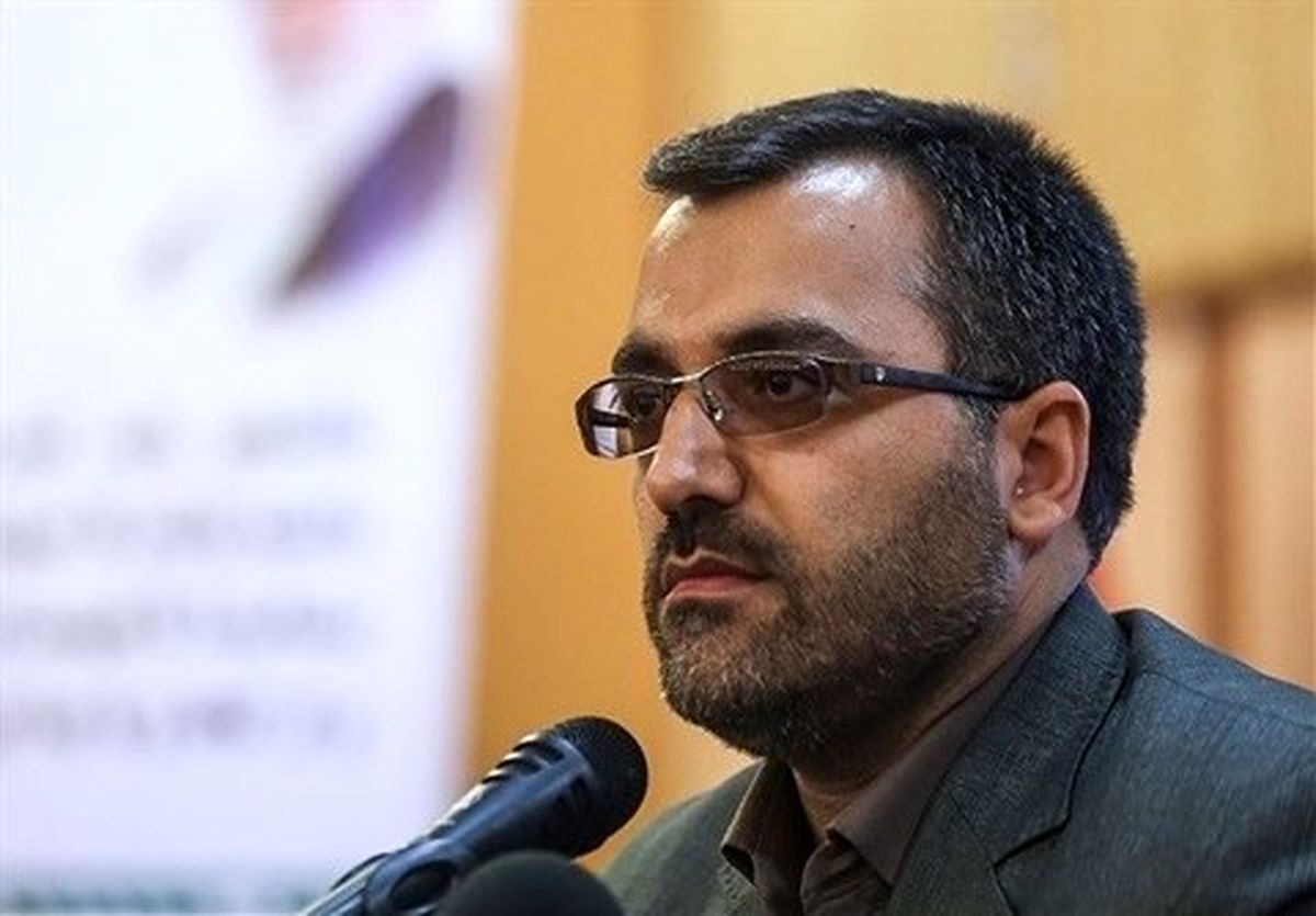 زنگنه درباره قراردادهای نفتی افشاگری کند