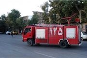  خودروی سمند در تعمیر گاه شعله‌ور شد