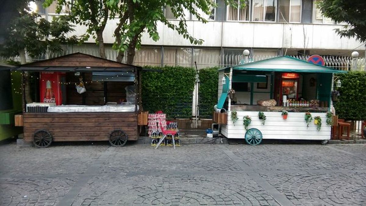 وضعیت بهداشتی نامناسب غذا فروشی های خیابان 30 تیر 