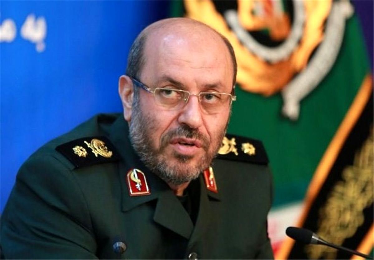 دهقان: سلاح های متعارف را طراحی و آزمایش می کنیم