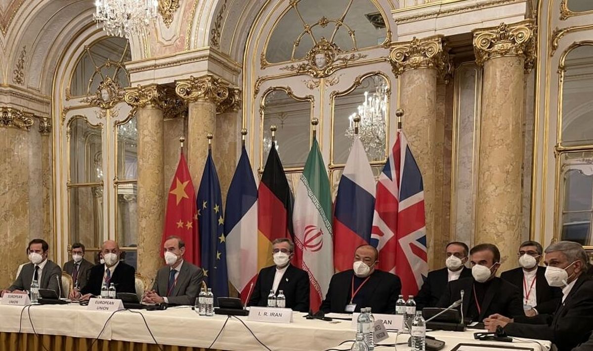 مذاکرات وین، آماج هجمه امپراتوری رسانه‌ای غرب