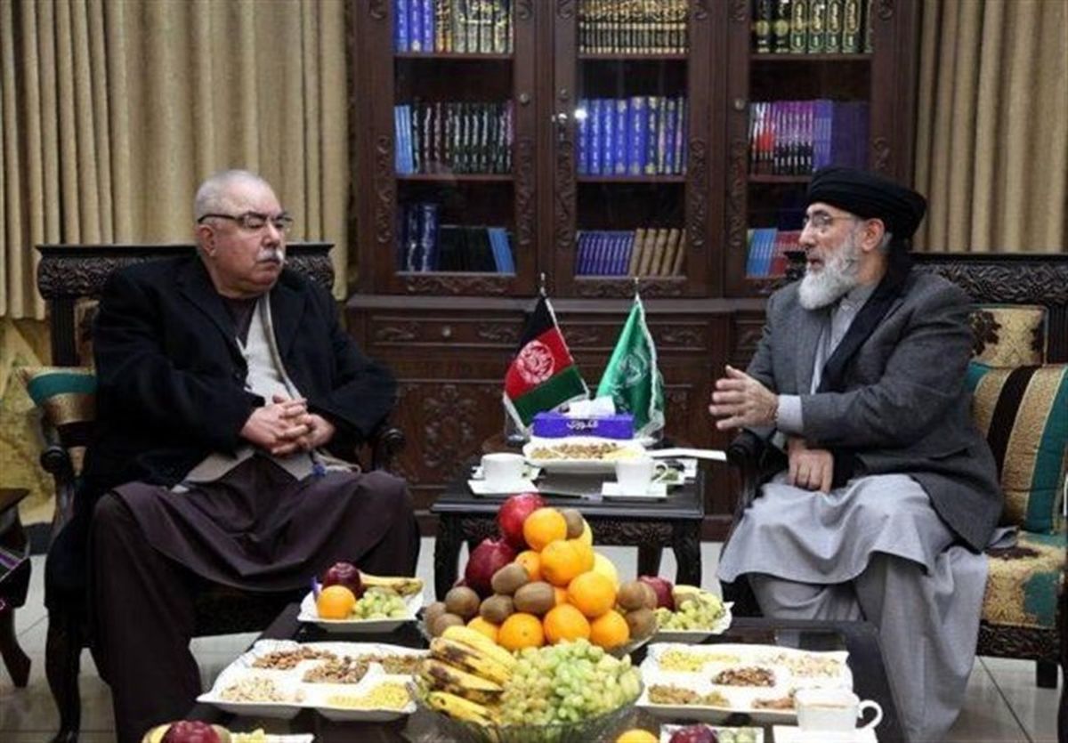 «ژنرال دوستم» و «حکمتیار» پس از ۲۴ سال دیدار کردند