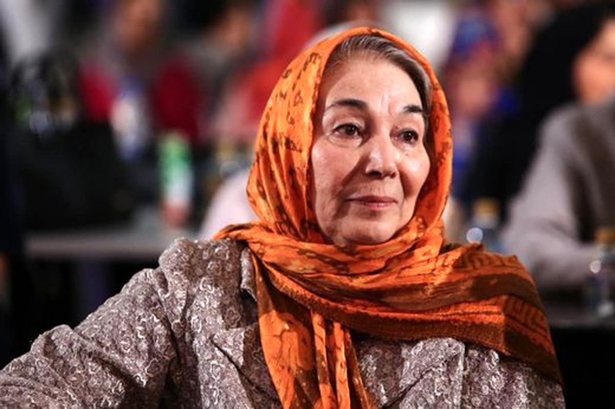 خانم بازیگر: لزوم بازگشایی سینماها در وضعیت فعلی کرونا را نمی‌فهمم
